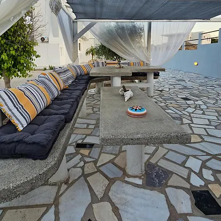 Calm And Joy Summerhouse * Afando